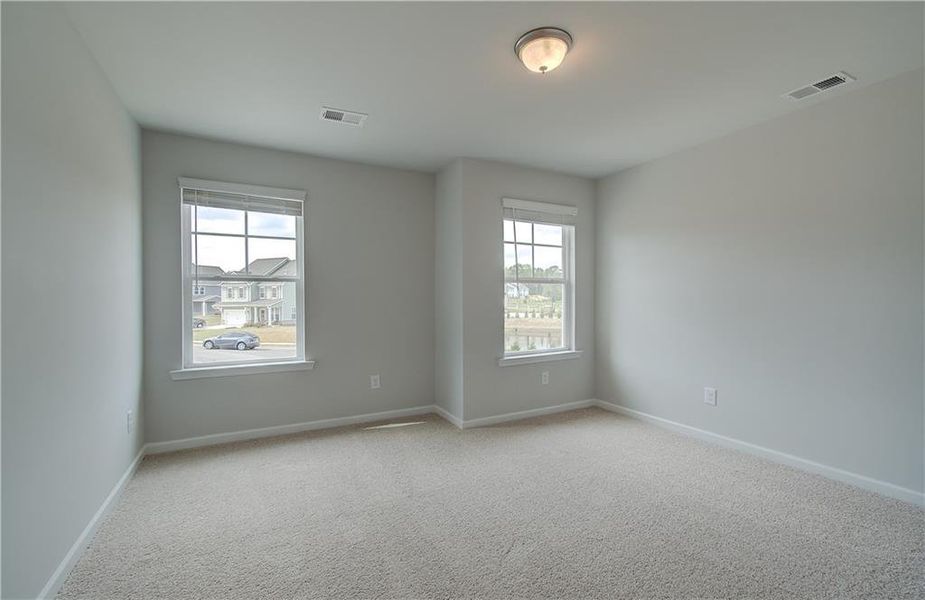 Spacious, unfurnished interior of a new home in Cooper Park, McDonough (Image 8).