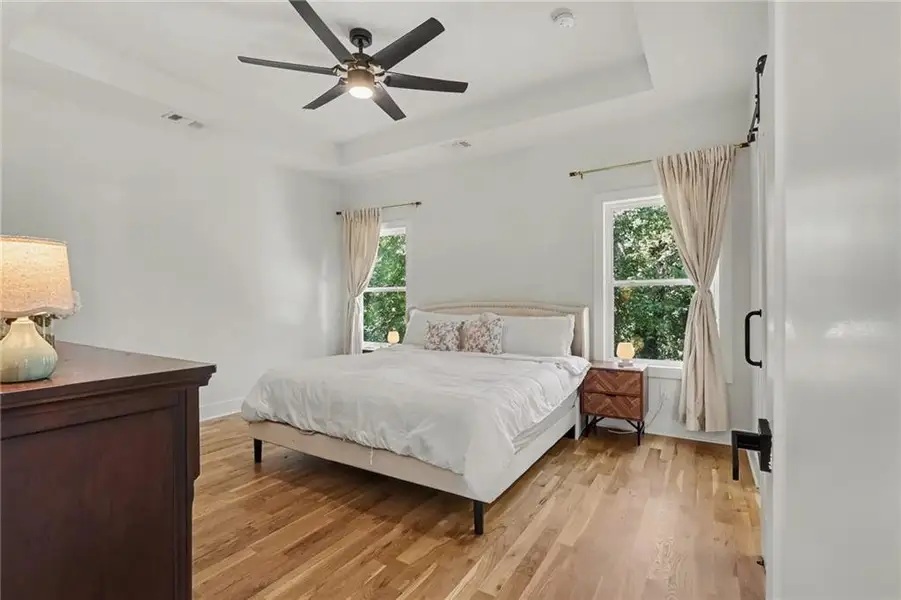 Furnished interior view inside a new home in , Atlanta (Image 9).