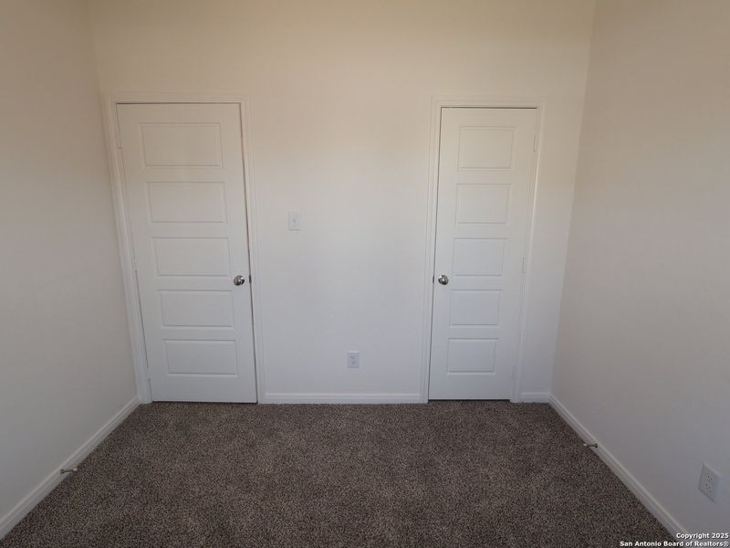Spacious, unfurnished interior of a new home in Agave, San Antonio (Image 21).