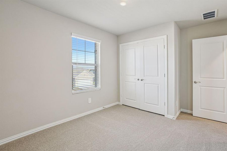 Spacious, unfurnished interior of a new home in Eastridge - Spring Series, McKinney (Image 31).