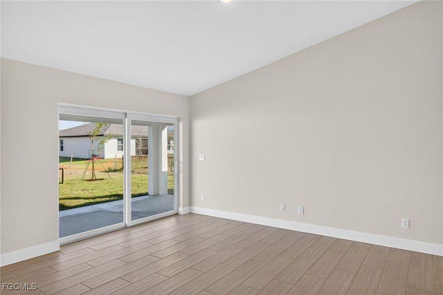 Spacious, unfurnished interior of a new home in Cape Coral, Cape Coral (Image 27). Spacious, unfurnished interior of a new home in Cape Coral, Cape Coral (Image 27).