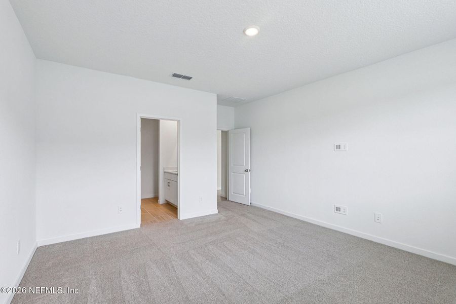 Spacious, unfurnished interior of a new home in Flagler Village - Signature Series, Palm Coast (Image 35).