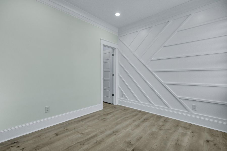 Spacious, unfurnished interior of a new home in , North Charleston (Image 21).