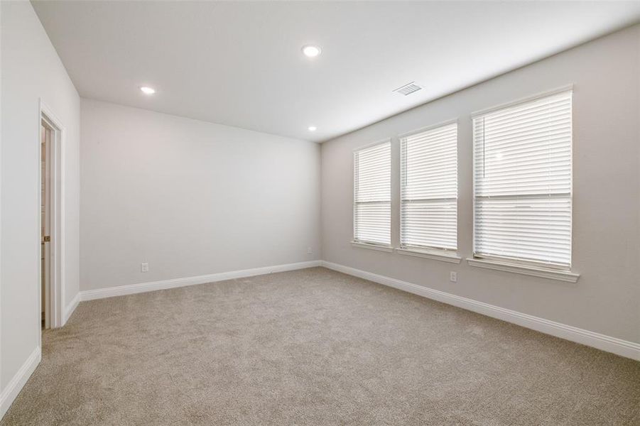 Spacious, unfurnished interior of a new home in Arbors at Legacy Hills, Celina (Image 21). Spacious, unfurnished interior of a new home in Arbors at Legacy Hills, Celina (Image 21).