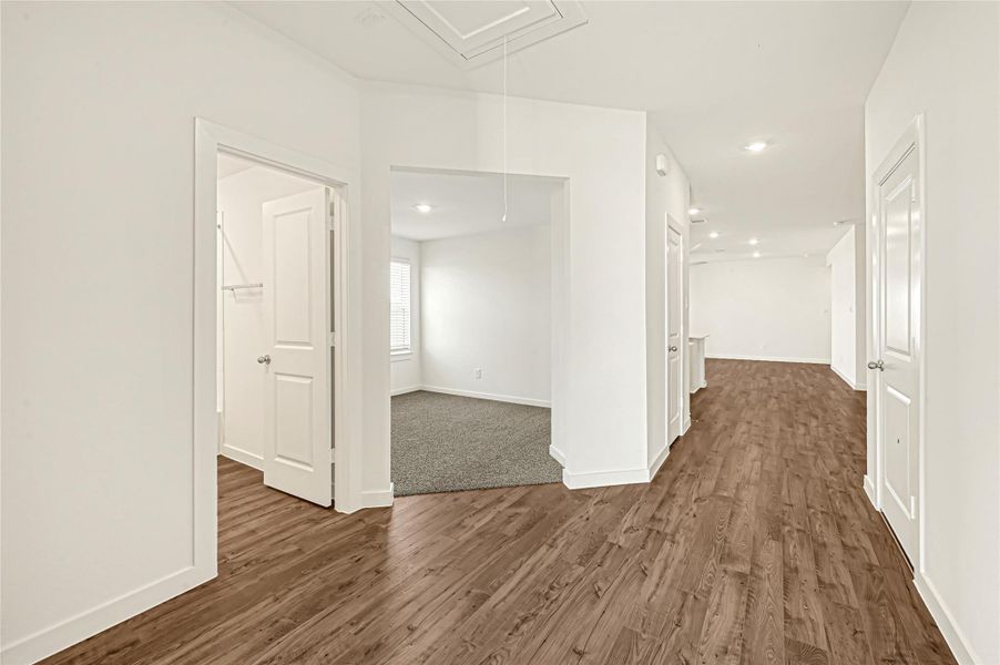 Spacious, unfurnished interior of a new home in Tamarron, Fulshear (Image 12). Spacious, unfurnished interior of a new home in Tamarron, Fulshear (Image 12).