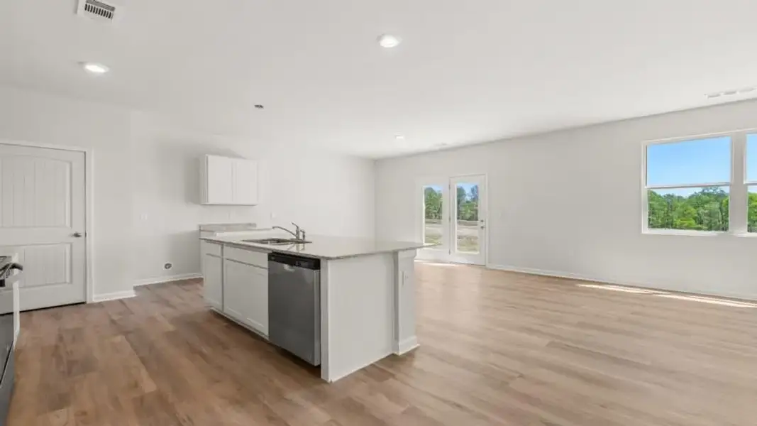 Image 33 of a home in Aurora Creek.