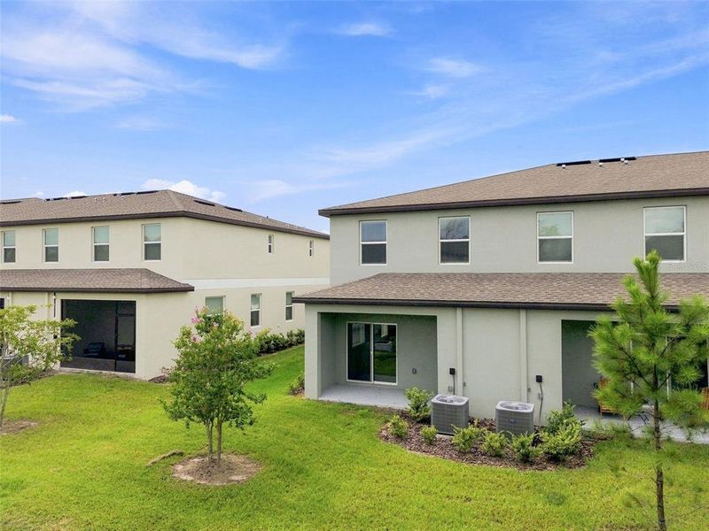 Exterior details and patio area of a home in , Zephyrhills (Image 18).