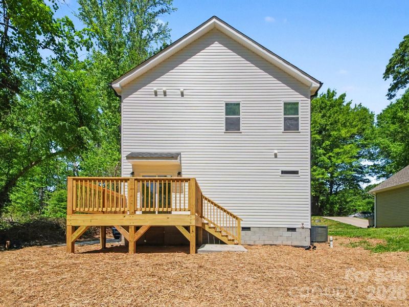 Exterior details and patio area of a home in , Gastonia (Image 20).
