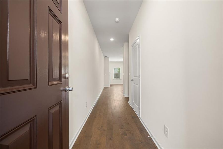 Spacious, unfurnished interior of a new home in Sandtown Falls, Atlanta (Image 20). Spacious, unfurnished interior of a new home in Sandtown Falls, Atlanta (Image 20).