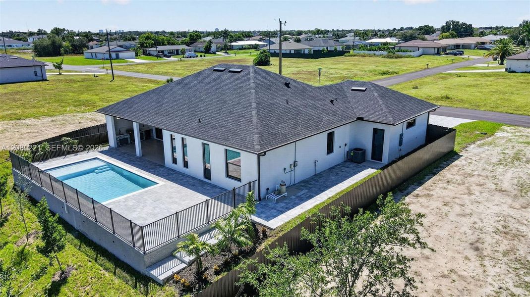 Exterior details and patio area of a home in , Cape Coral (Image 46).