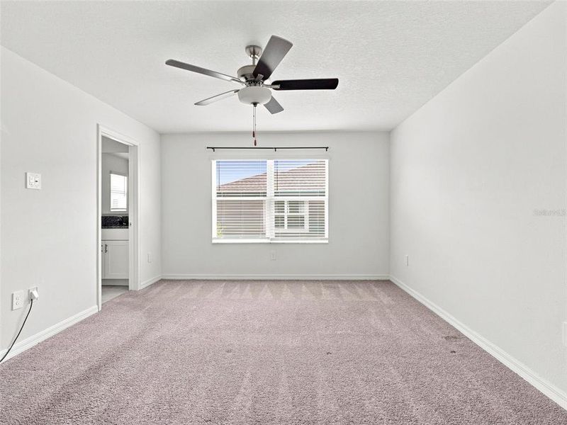 Spacious, unfurnished interior of a new home in , San Antonio (Image 22).