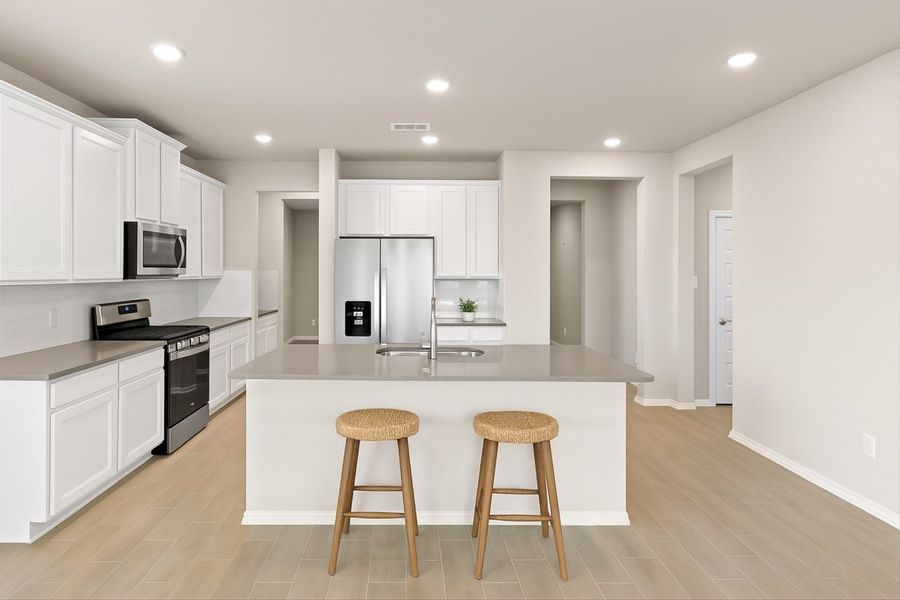 Representative furnished interior of a home built from the Ebony II Trinity Grove Signature by Brohn Homes in Trinity Grove, Spring (Image 5).