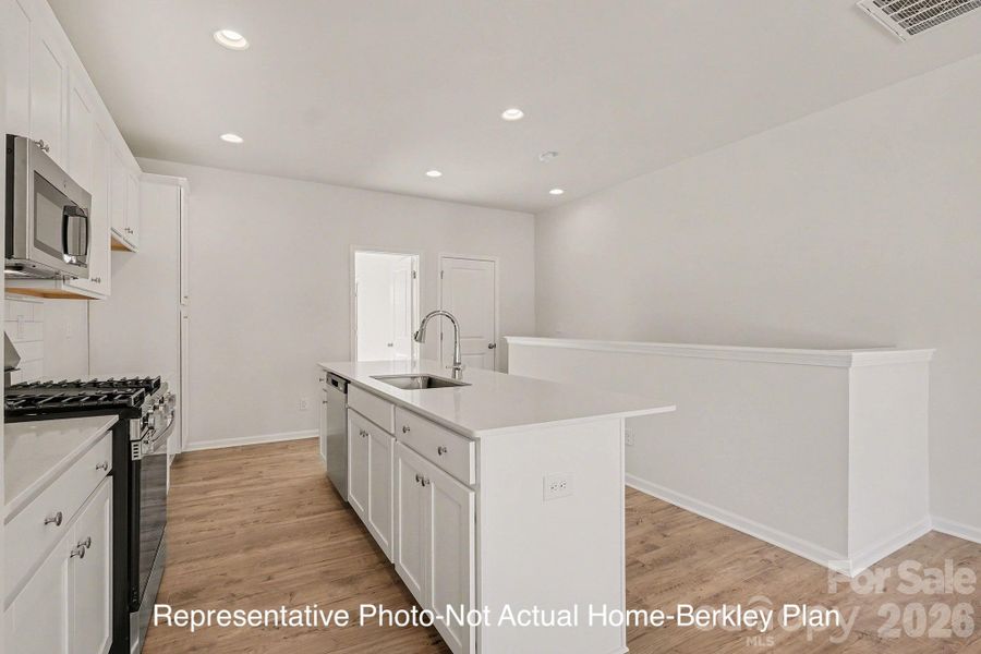 Kitchen-Berkley Floorplan