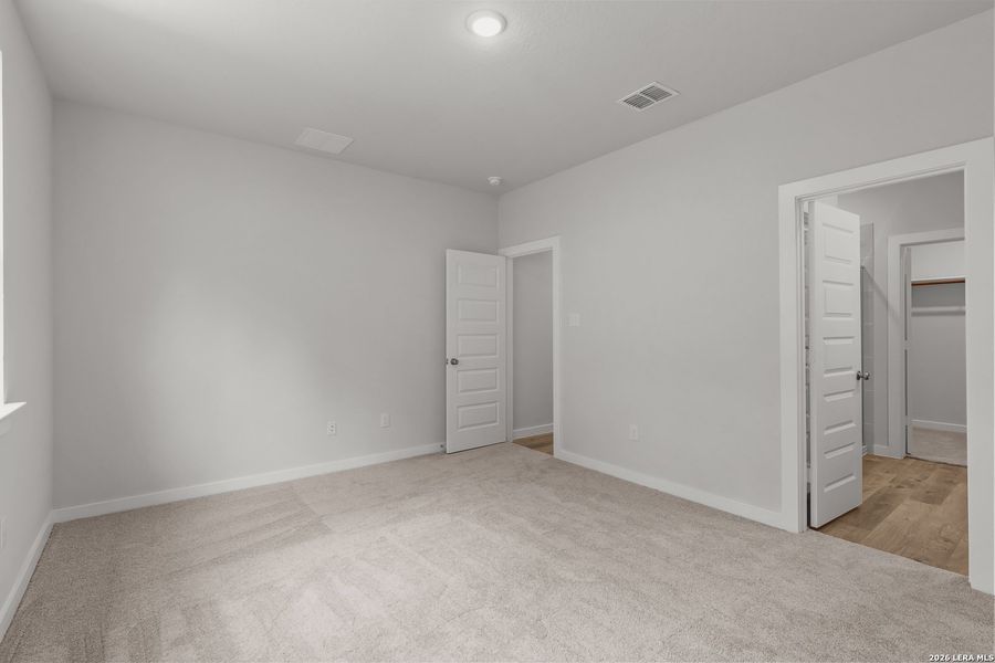 Spacious, unfurnished interior of a new home in Rosemont Hill, San Antonio (Image 24). Spacious, unfurnished interior of a new home in Rosemont Hill, San Antonio (Image 24).