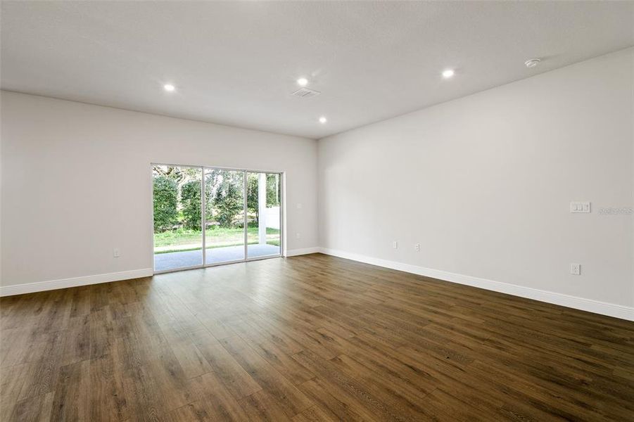 Spacious, unfurnished interior of a new home in SummerCrest, Ocala (Image 34).