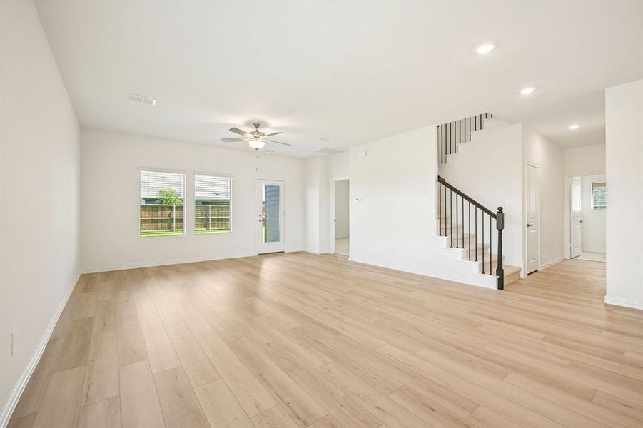 Photo is not of the actual home, but is an inspirational photo of builder’s model home and may depict options, furnishings, and/or decorator features that are not included. Photo is not of the actual home, but is an inspirational photo of builder’s model home and may depict options, furnishings, and/or decorator features that are not included.