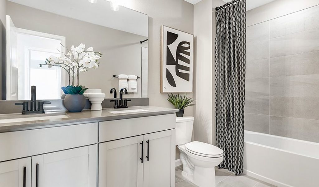 Tourmaline-F923-SeaportVillage Bathroom