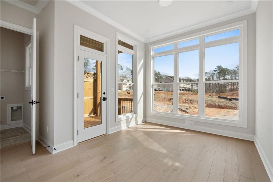 Spacious, unfurnished interior of a new home in Ward's Crossing Townhomes, Johns Creek (Image 15). Spacious, unfurnished interior of a new home in Ward's Crossing Townhomes, Johns Creek (Image 15).
