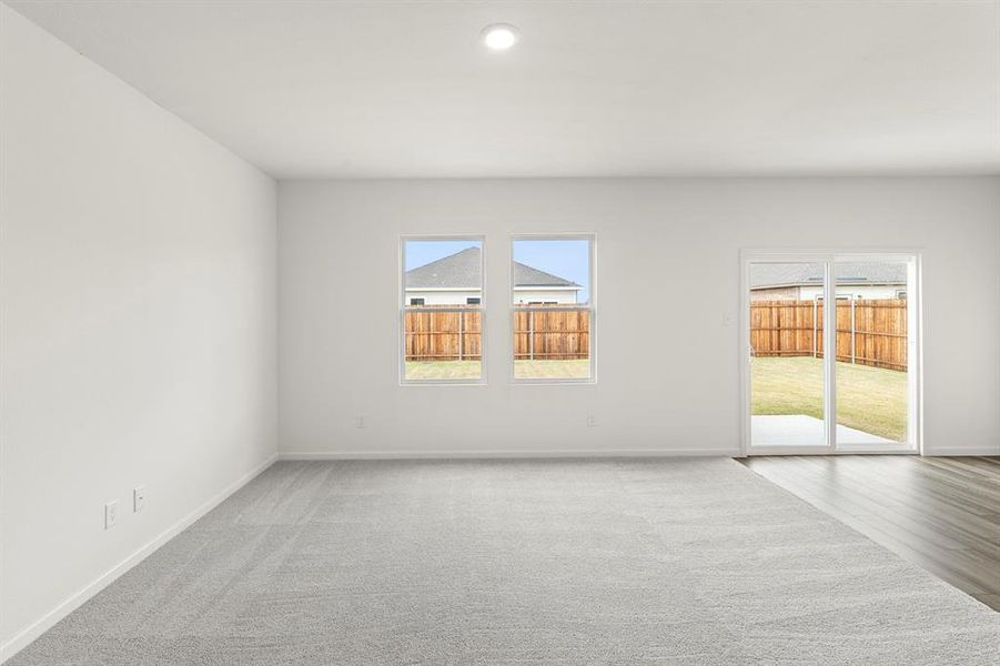 09. 815 Lexington - Family