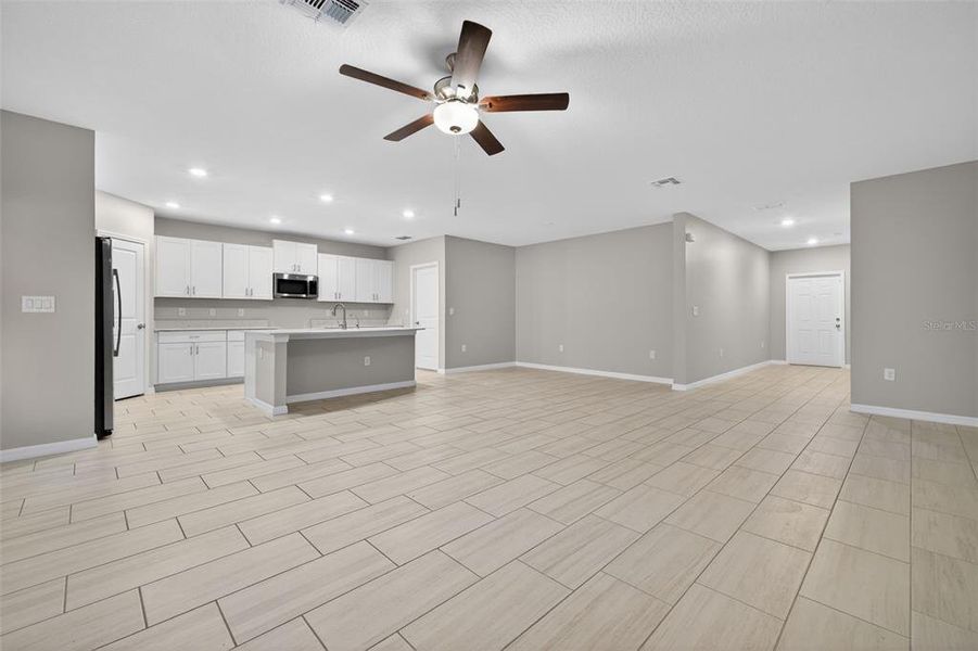 Spacious, unfurnished interior of a new home in , Riverview (Image 22).