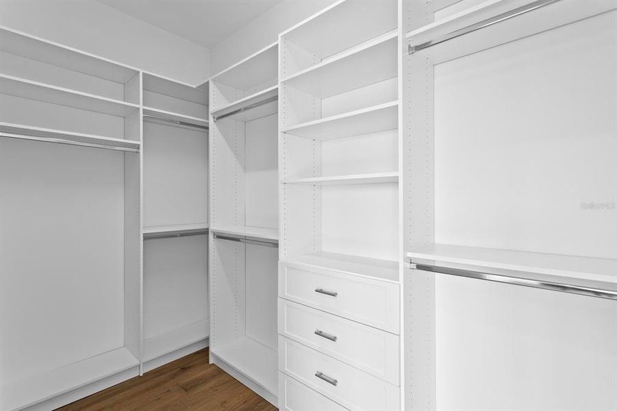 Spacious, unfurnished interior of a new home in , St. Petersburg (Image 25). Spacious, unfurnished interior of a new home in , St. Petersburg (Image 25).