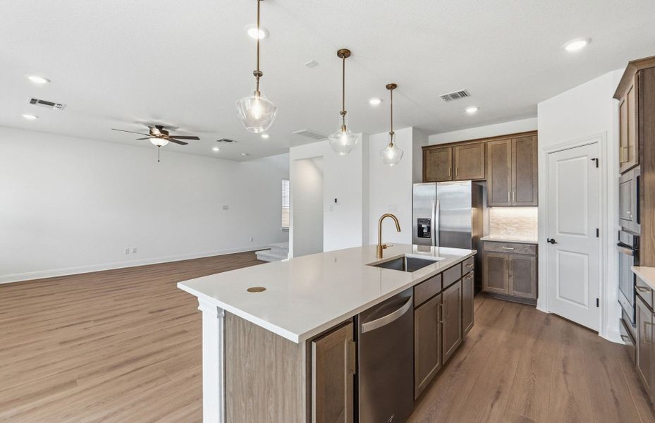 Furnished interior view inside a new home in Horizon Lake, Leander (Image 15). Furnished interior view inside a new home in Horizon Lake, Leander (Image 15).