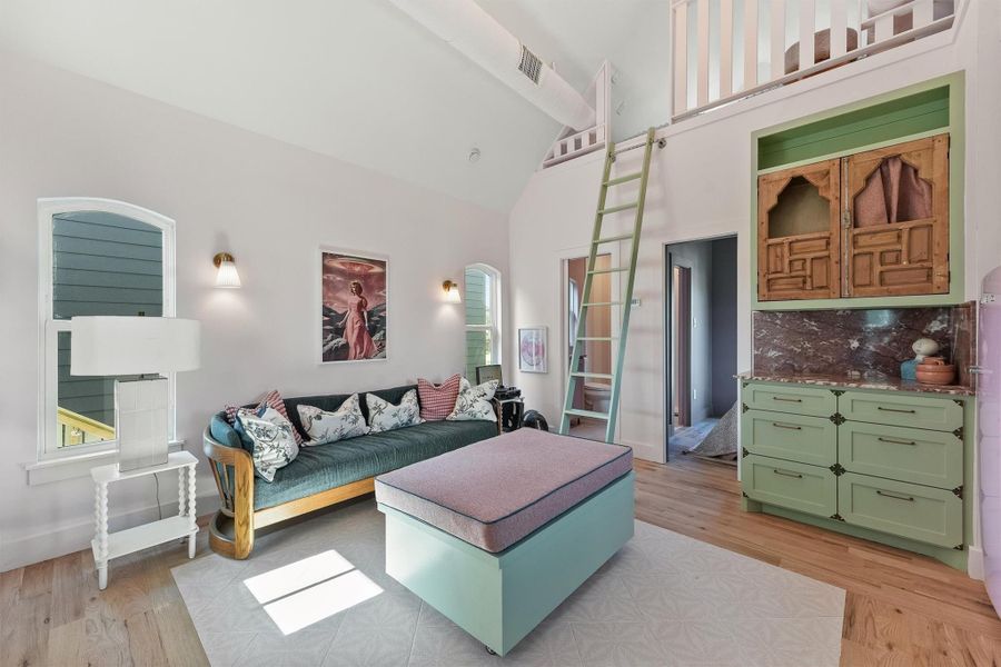 Furnished interior view inside a new home in , Galveston (Image 5).