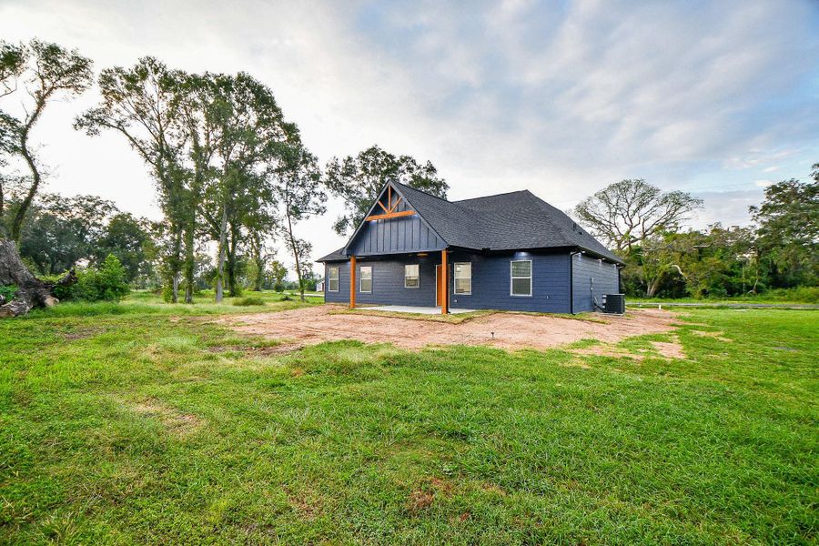 Image 28 of a home in . Image 28 of a home in .