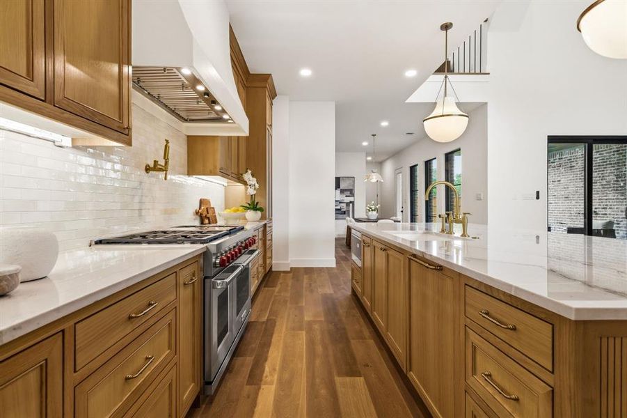 Wolf appliances, including 6-top gas burning stove and pot filler
