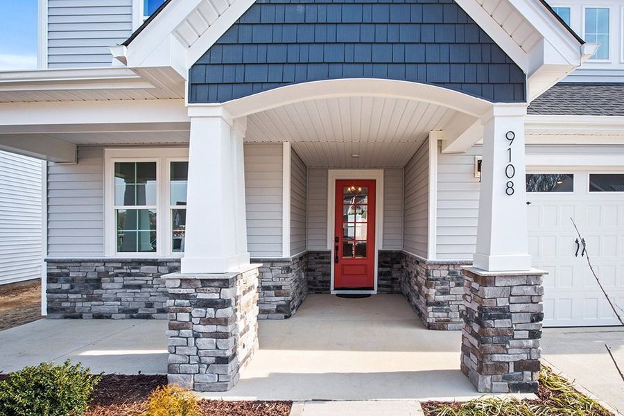 Representative exterior details of a home built from the The Whitley by RobuckHomes in Windwater, Hampstead (Image 4).