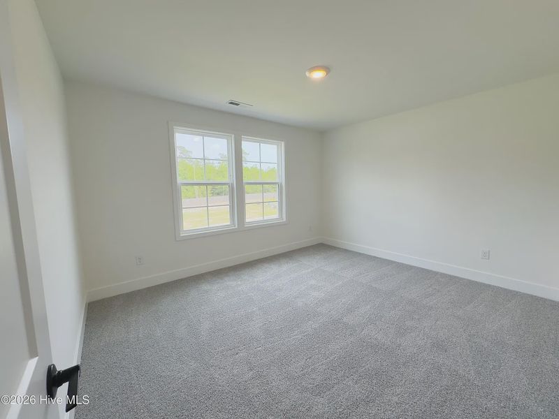 Spacious, unfurnished interior of a new home in Autumn Trail, Bolivia (Image 28).