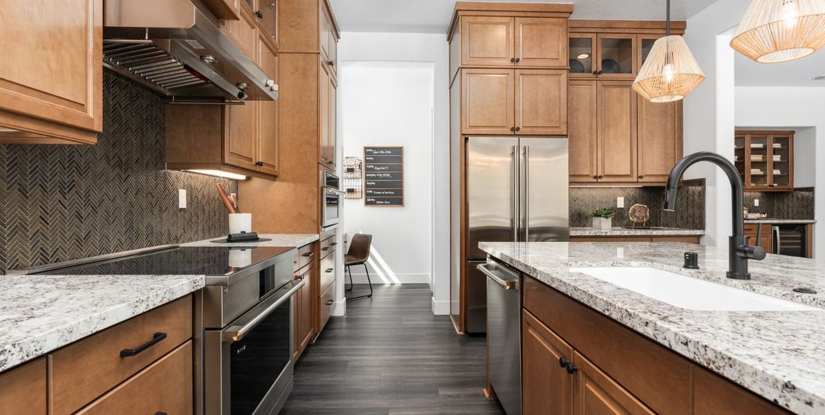 1440x724 Canyon Ridge Hilltop Sunflower Kitchen2