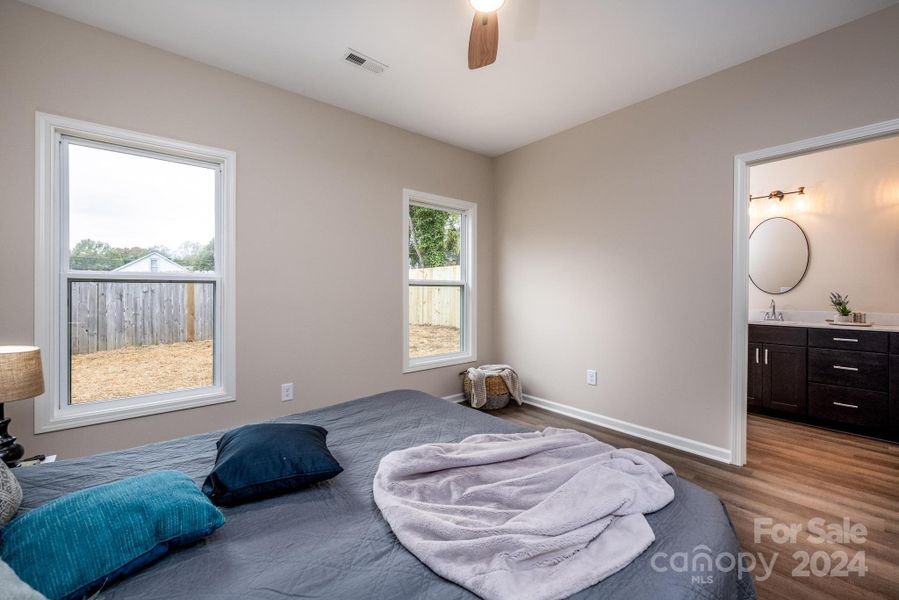 Primary Bedroom w/Ensuite Bath