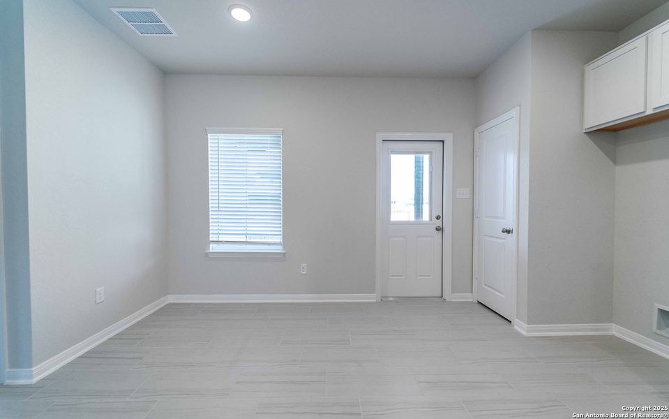 Spacious, unfurnished interior of a new home in Morgan Meadows, San Antonio (Image 10). Spacious, unfurnished interior of a new home in Morgan Meadows, San Antonio (Image 10).