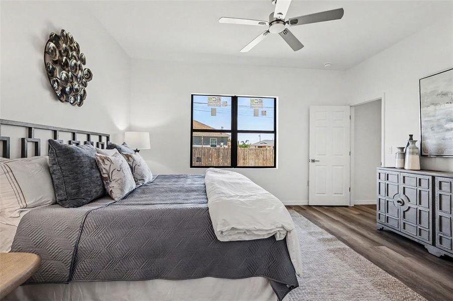 Furnished interior view inside a new home in , Cape Coral (Image 19).