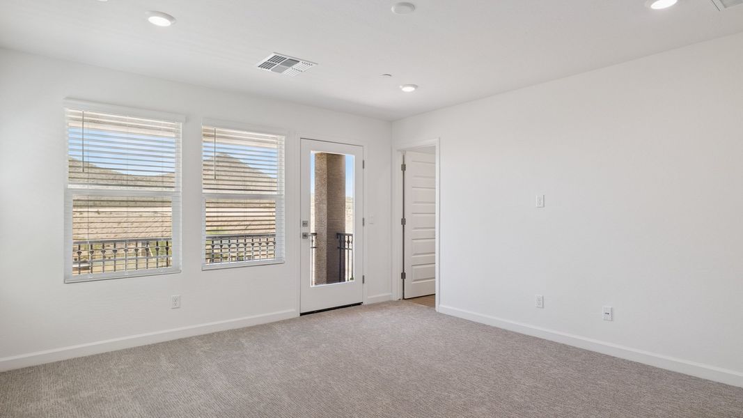 Spacious, unfurnished interior of a new home in The Buttes at Mystic, Peoria (Image 20). Spacious, unfurnished interior of a new home in The Buttes at Mystic, Peoria (Image 20).