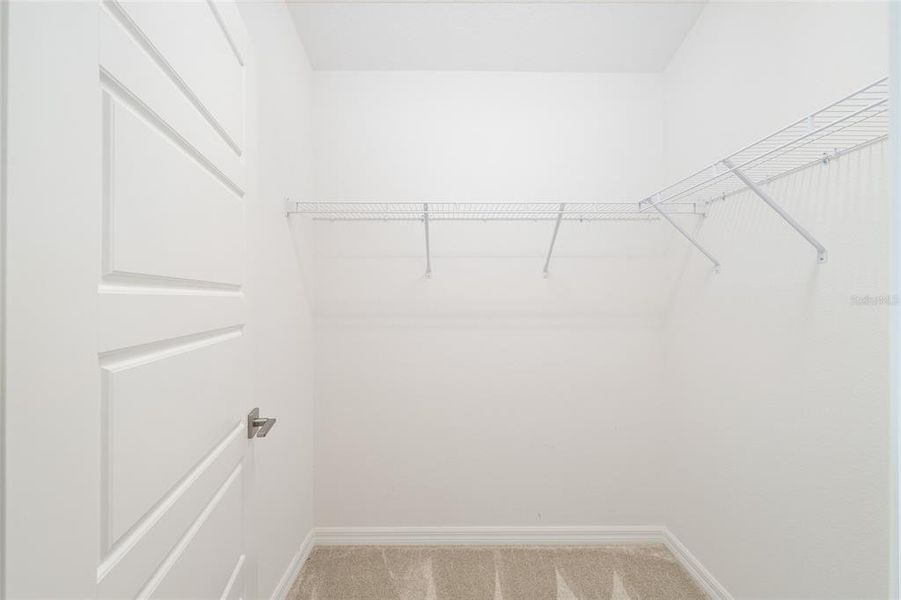 Spacious, unfurnished interior of a new home in , The Villages (Image 43).