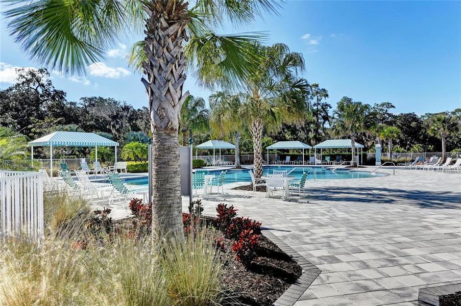 Community amenities in , Parrish (Image 66).