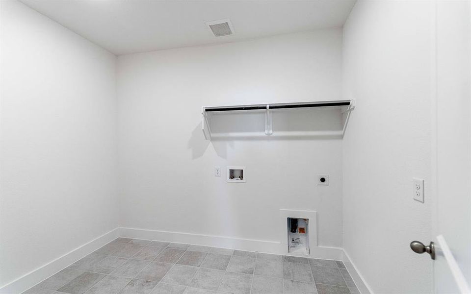 Image 20 of a home in La Terra. Image 20 of a home in La Terra.