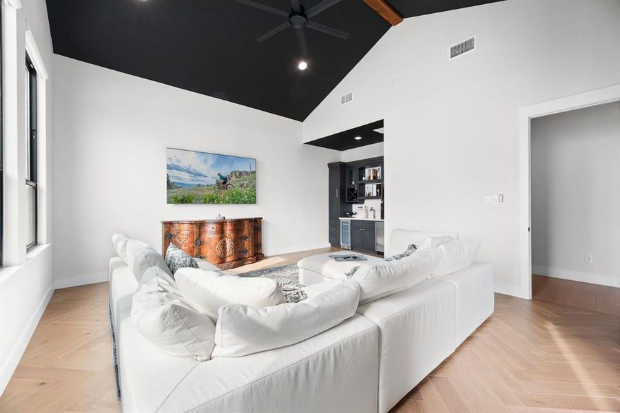 Furnished interior view inside a new home in , Corsicana (Image 24).