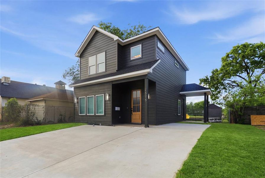 Front exterior of a new home in , Dallas, TX, highlighting curb appeal (Image 2). Front exterior of a new home in , Dallas, TX, highlighting curb appeal (Image 2).
