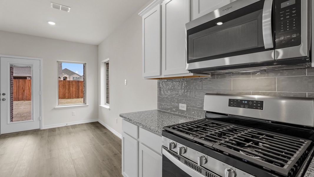 Furnished interior view inside a new home in Elevon, Lavon (Image 8).