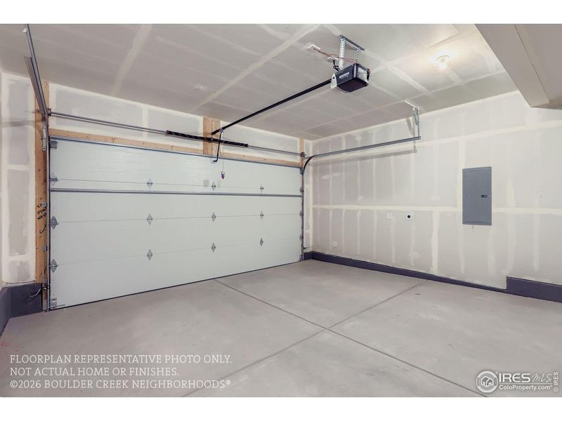 Spacious, unfurnished interior of a new home in Baseline, Broomfield (Image 32).