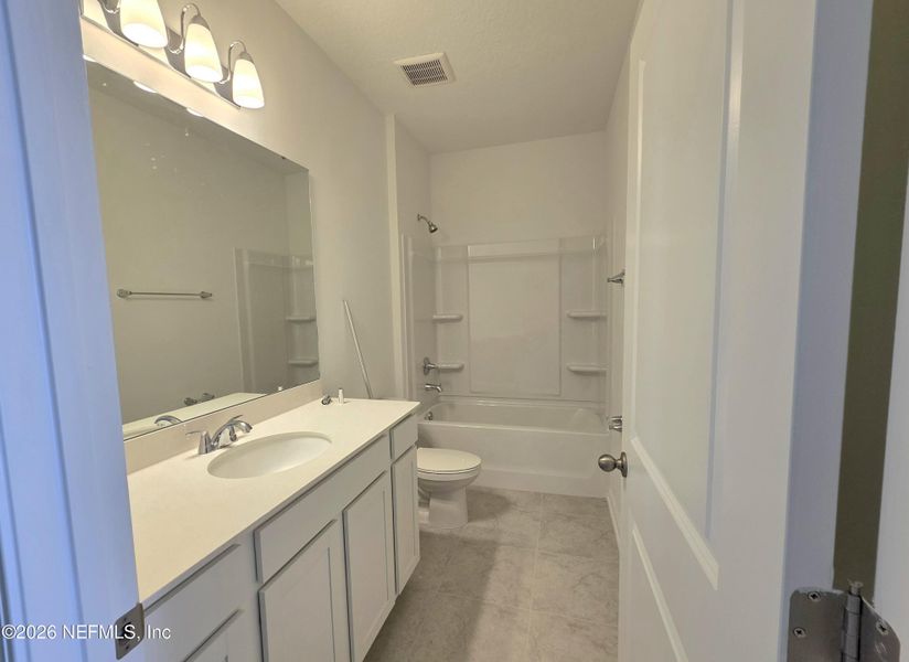 Furnished interior view inside a new home in Hyland Trail, Green Cove Springs (Image 7).