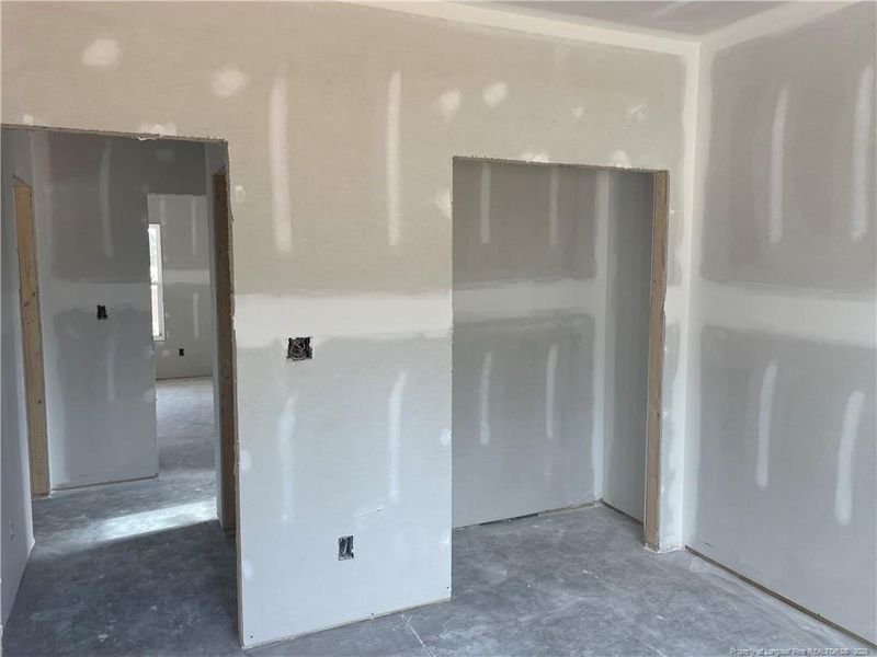 Spare Bedroom with nice size closet Spare Bedroom with nice size closet