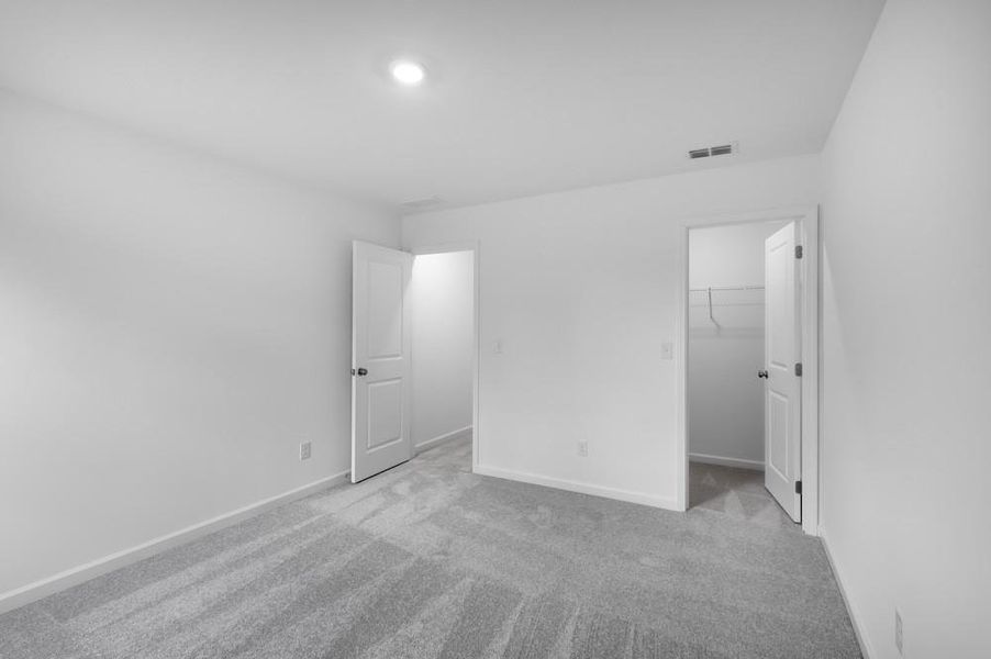 Image 14 of a home in Heritage River.