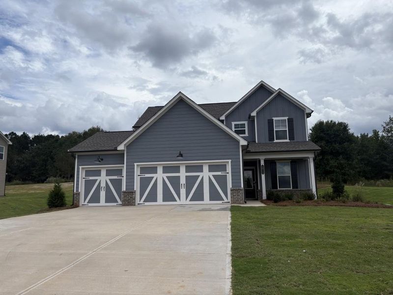 Image 38 of a home in Wellington Estates.