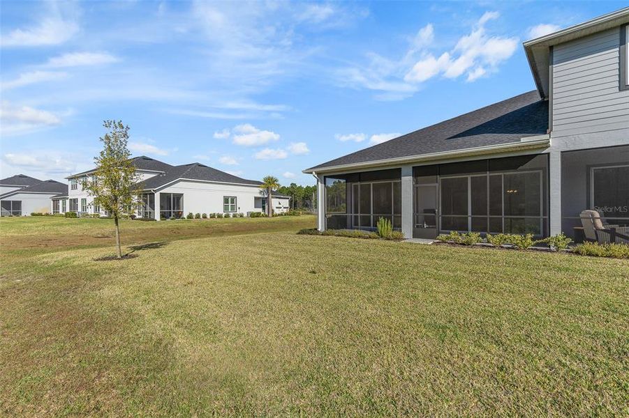 Exterior details and patio area of a home in , Ormond Beach (Image 20).