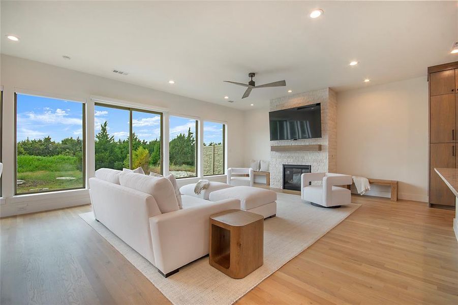 Furnished interior view inside a new home in , Heath (Image 10).
