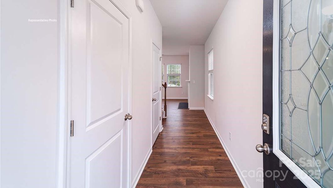 Spacious, unfurnished interior of a new home in Clark Creek Landing, Lincolnton (Image 8).